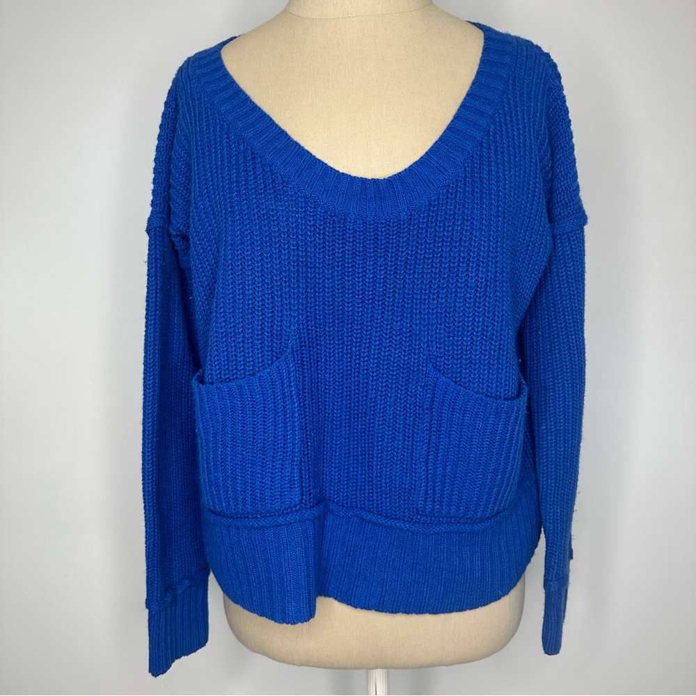 blue boxy knit sweater size Small